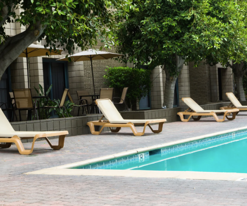 Zašto je sada pravo vrijeme za gradnju bazena (i zašto čekanje do ljeta košta više)